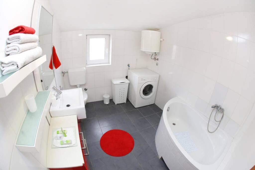 Apartman Lara Задар Екстериор снимка